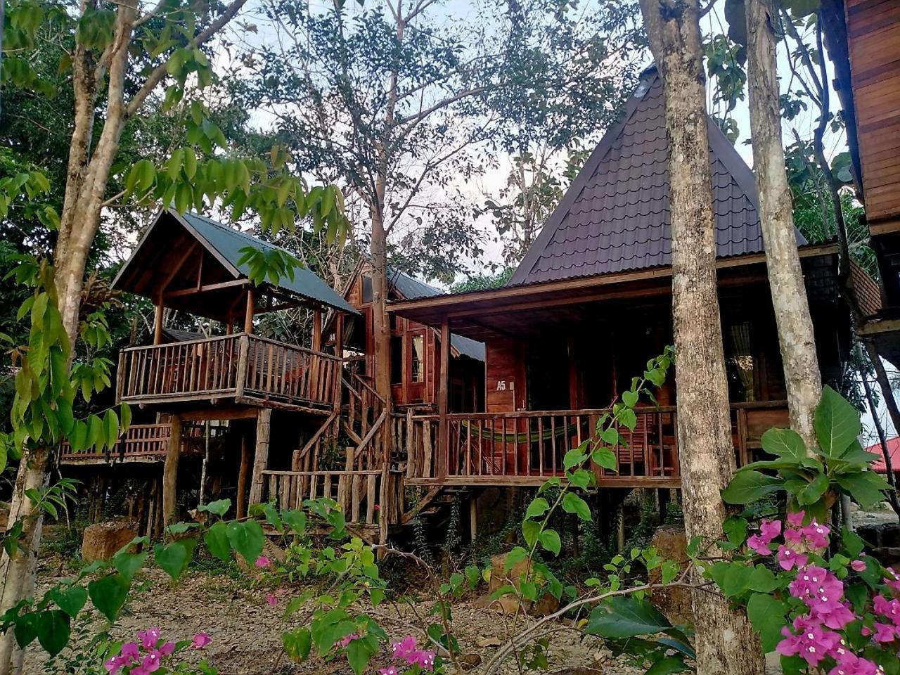 Green Bamboo Lodge Resort Cat Tien Exterior photo